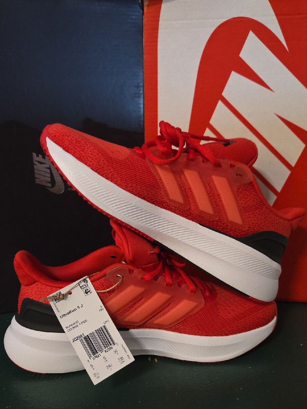 Nike Men's Red Sneakers